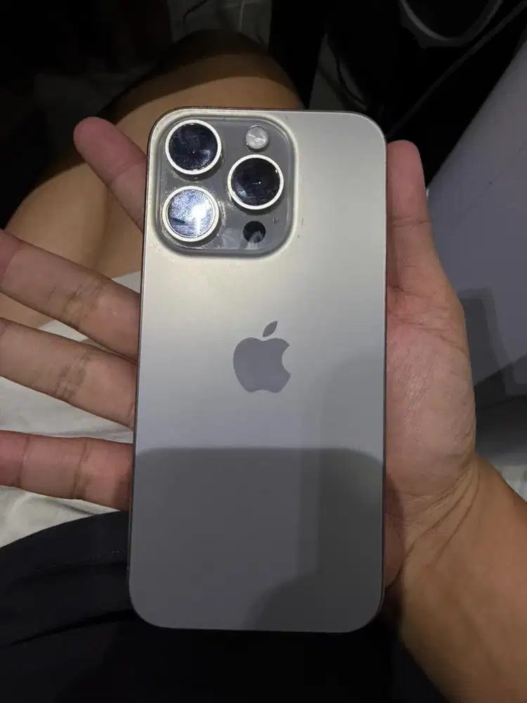 DIJUAL IPHONE 15 PRO TITANIUM IBOX