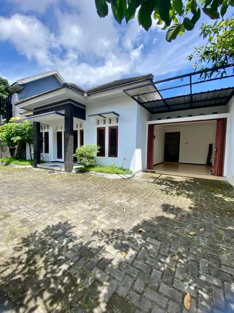 Rumah bagus dalam cluster dekat Kampus UAD, RS Wirosaban