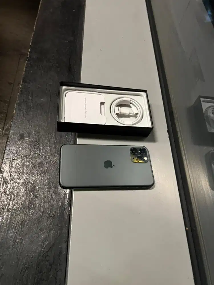 iphone 11 pro 256gb super baik