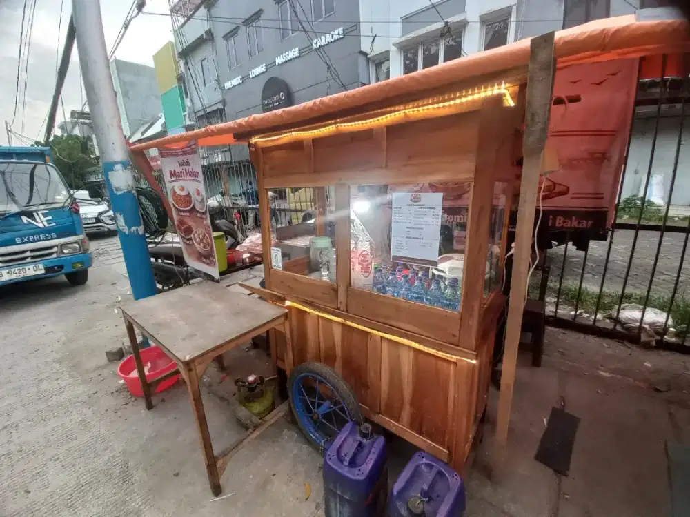 Gerobak ready jualan