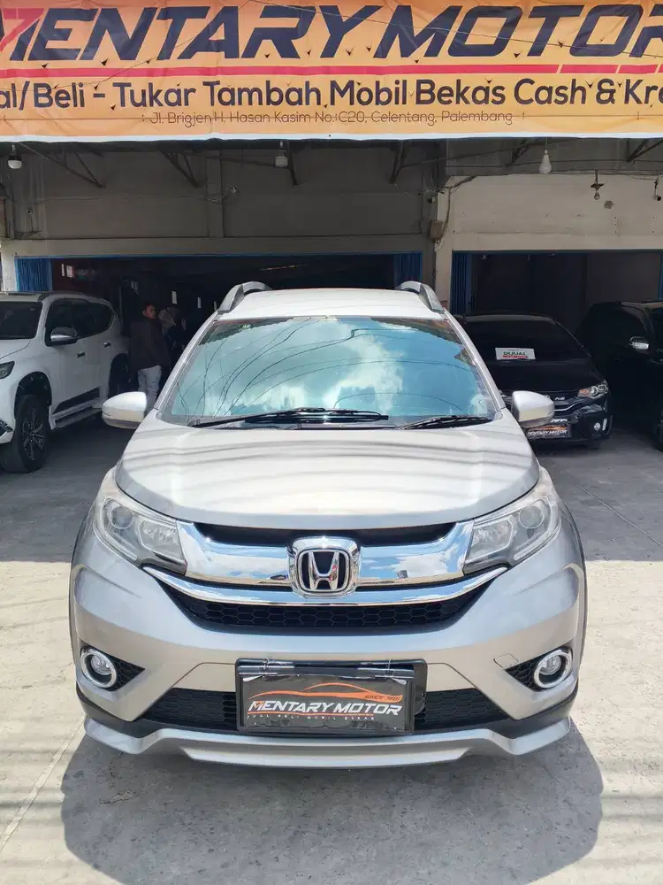 Honda BRV 1.5 E Prestige CVT Automatic 2016 BR-V Abu-Abu Metalik Keren