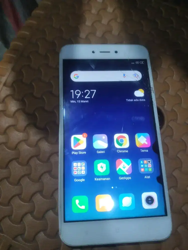 REDMI NOTE 5A   RAM 2/16