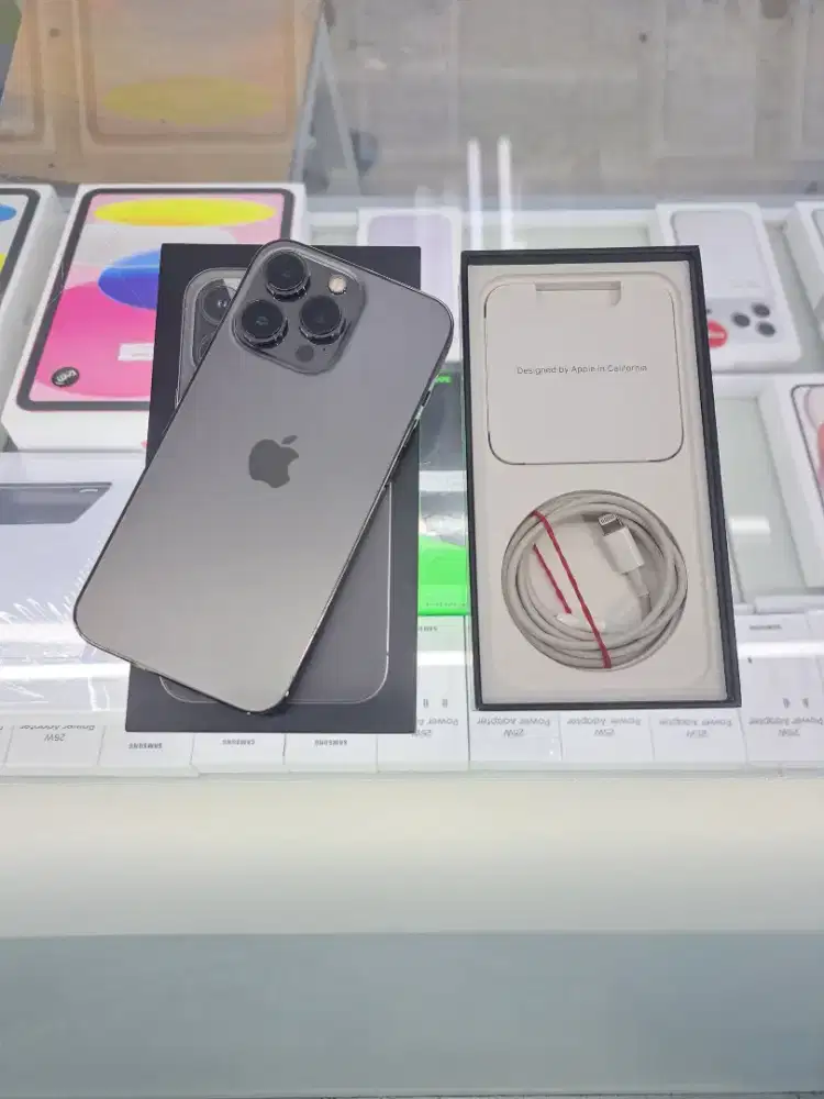 Second IPhone 13 Pro 256GB Graphite Ex IBOX Mulus Fullset Nego