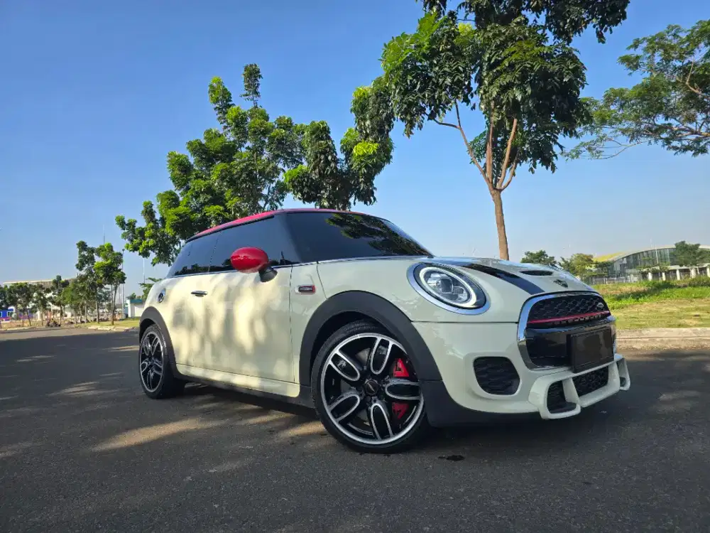 MINI COOPER JCW (RARE)