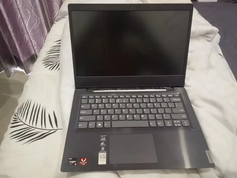 Laptop lenovo ryzen 5 ram 8 minus