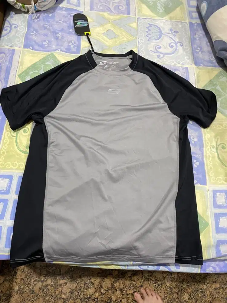 Kaos Olahraga Skecher Dryfit