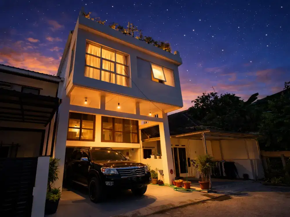 Rumah 4 Lantai Full Furnished Mewah di Cihanjuang Rahayu Bandung Barat | 4KT, Siap Huni, Harga di Bawah Pasaran