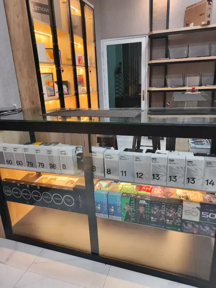 Pusat Penjualan Handphone terlengkap di Semarang