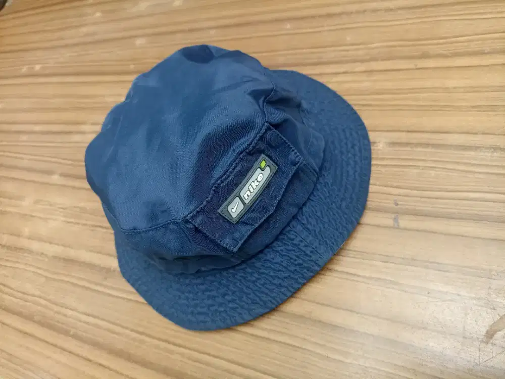 Vtg bucket hat centooongg with pocket (rare)