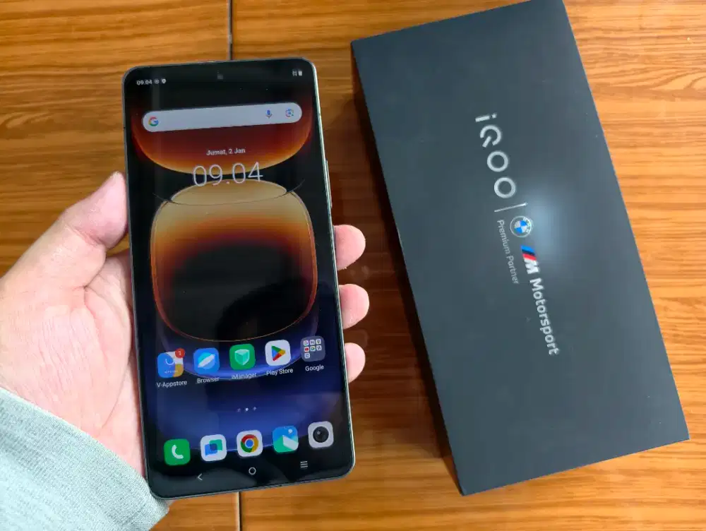 IQOO 12 16/512 HITAM