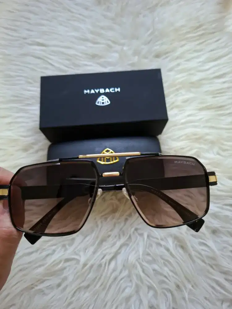 Luxury MAYBACH glasses sangat mewah dan keren maksimal!