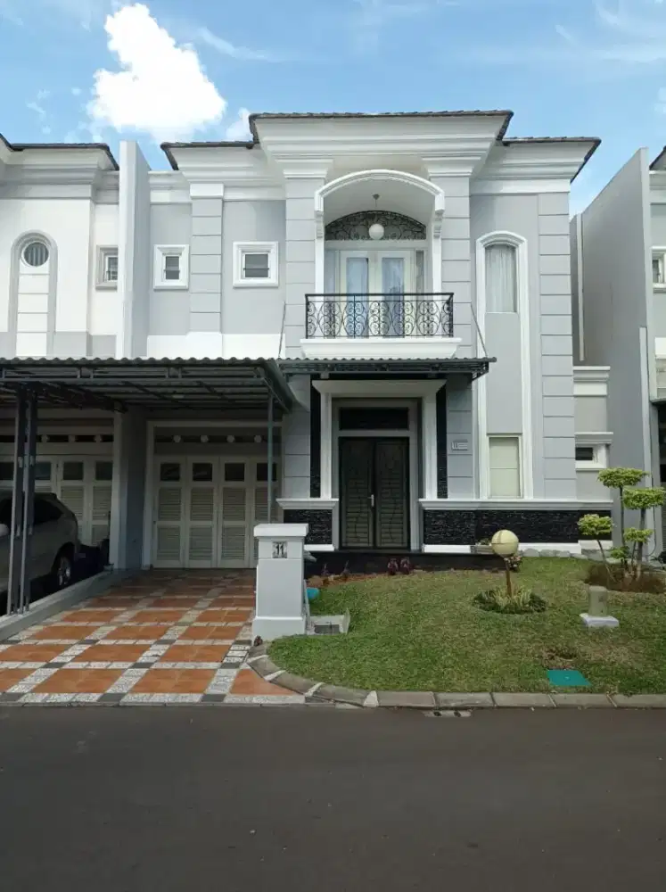Di sewakan rumah mewah cluster Emerald PHG Gading serpong semi furnish