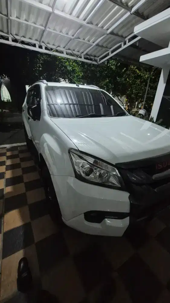 Isuzu mux tahun 2017