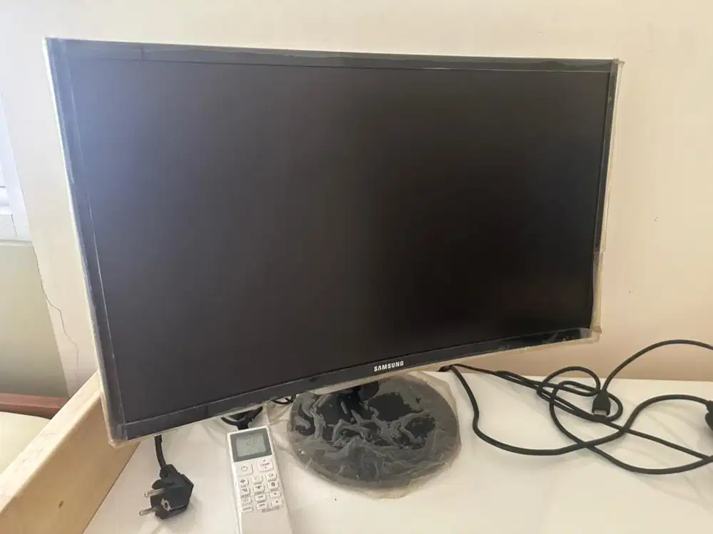 SAMSUNG MONITOR CURVED CF390