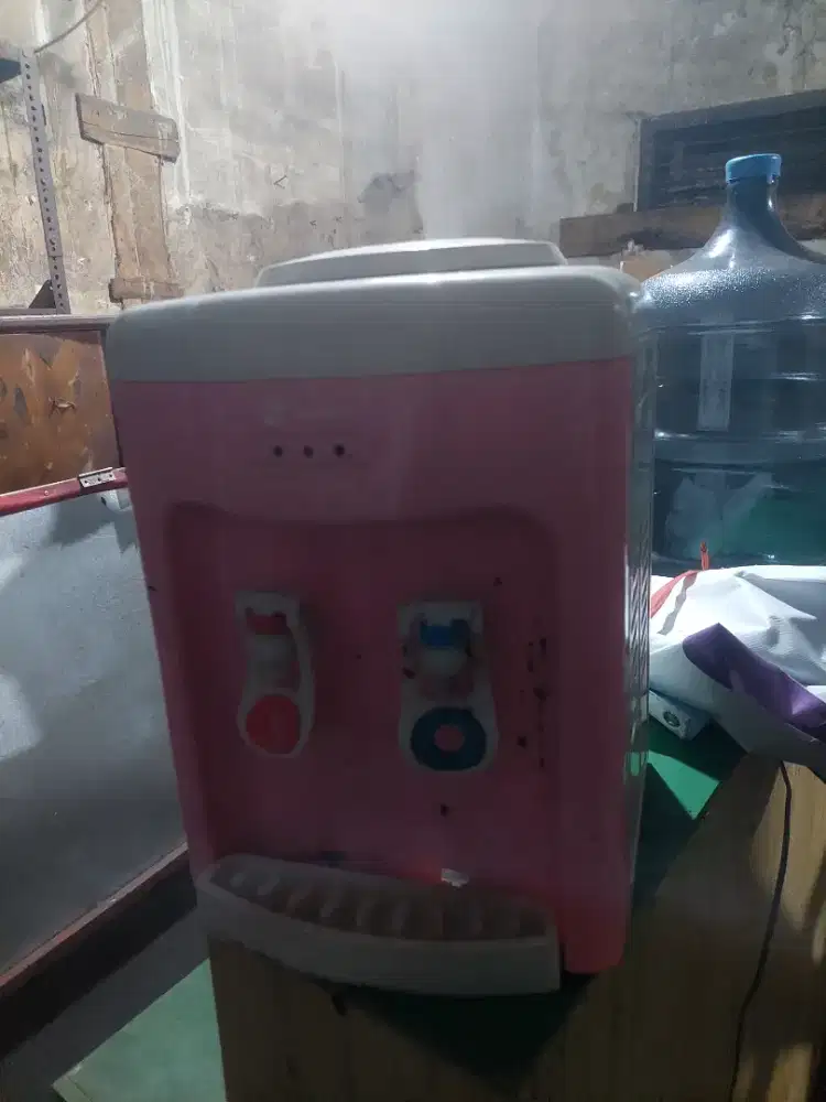 dispenser merk sanex