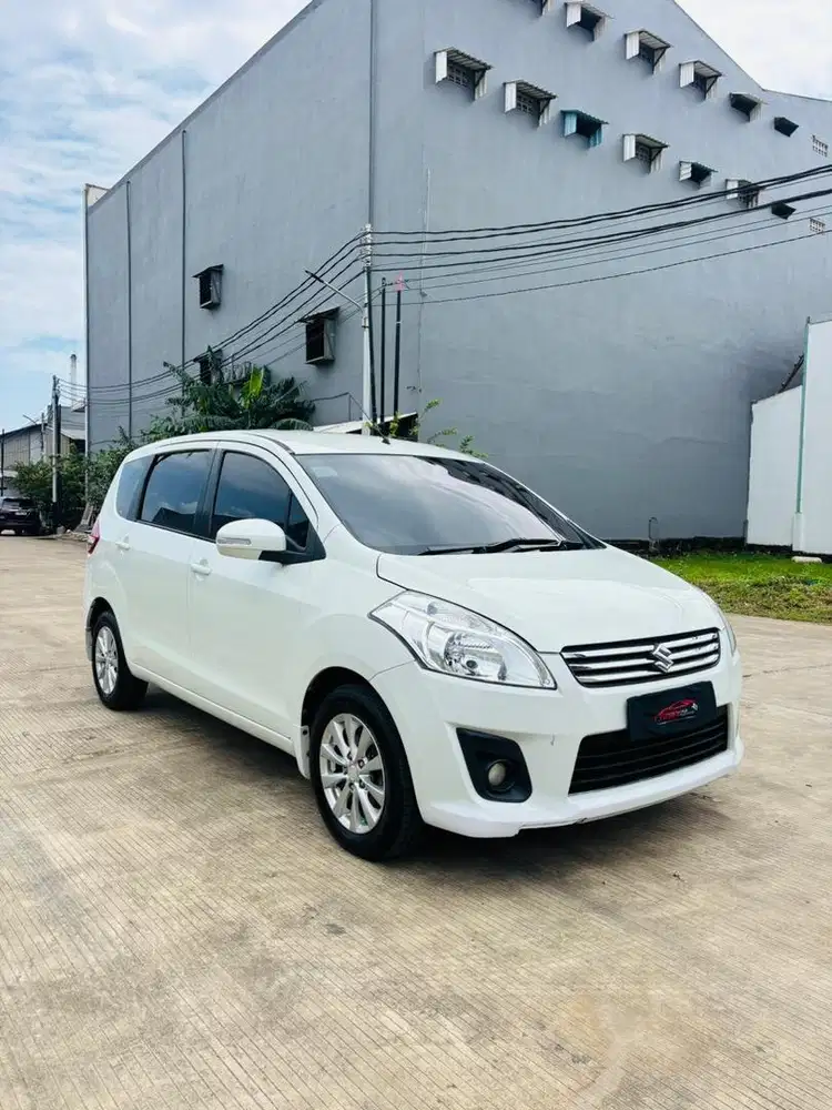 Suzuki Ertiga 1.4 GX 2014 Automatic ( Putih Metalik )