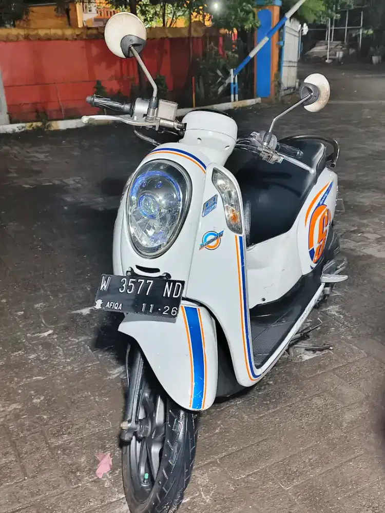 Honda scoopy 2016