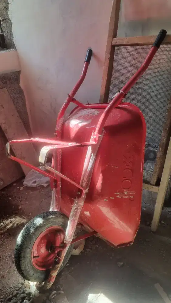 Gerobak jarang di pakai