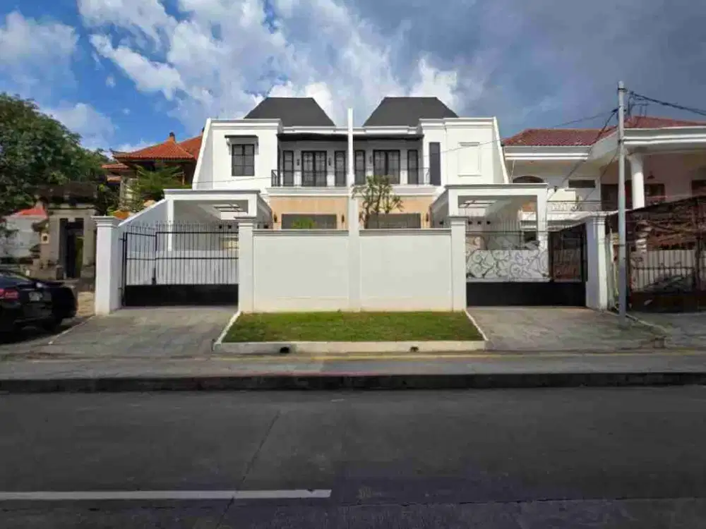 Rumah Baru Desain Classic Modern Dalam Komplek Di Duren Sawit Jakarta Timur