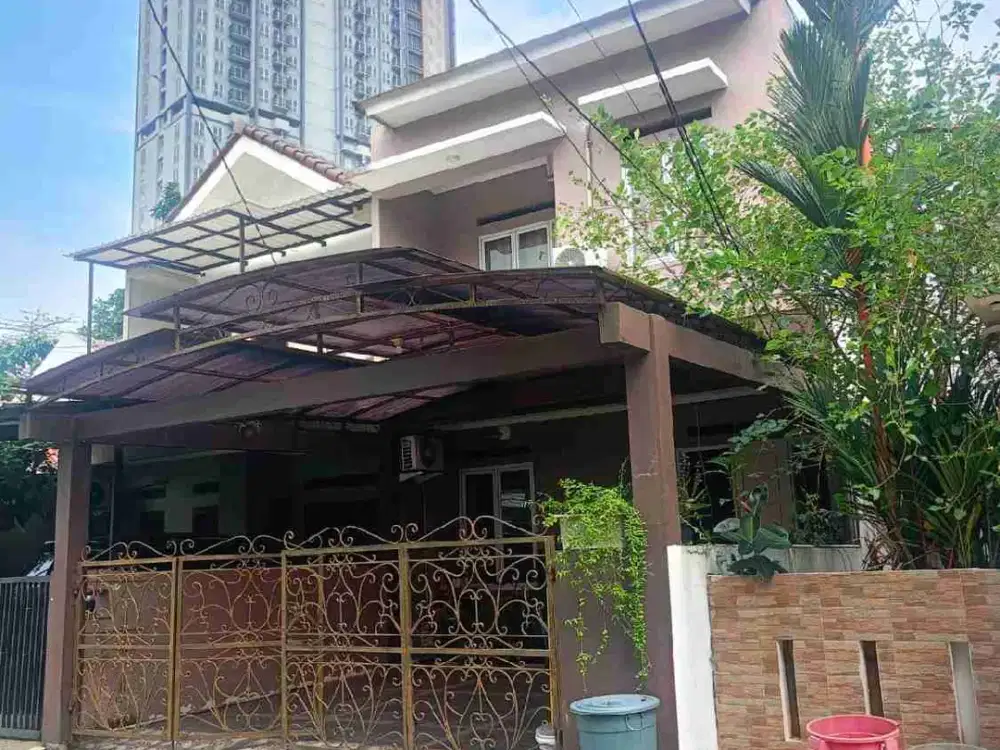 Dijual Komp Vila Bintaro Regesy ,Depan Taman Jarang Ada