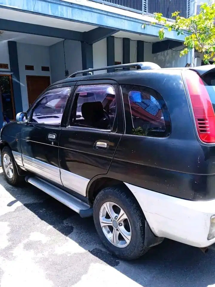 Daihatsu Taruna 2000 Bensin