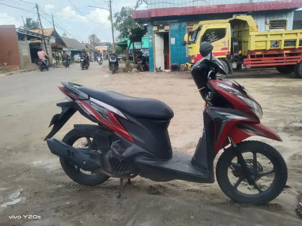 Honda Vario CBS ISS 125 kzr