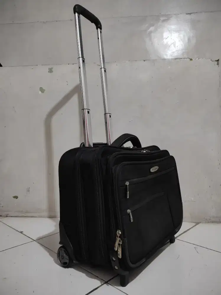 Koper Samsonite Pilot cabin business trip