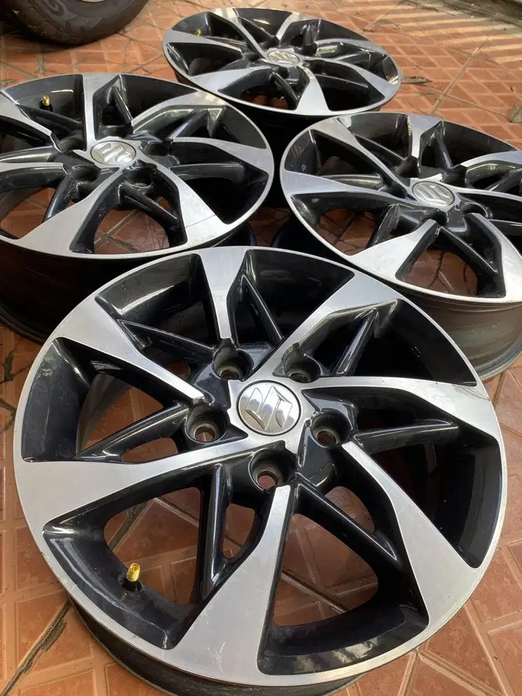 Velg Ertiga Hybrid R15 XL7 Luxio Grandmax