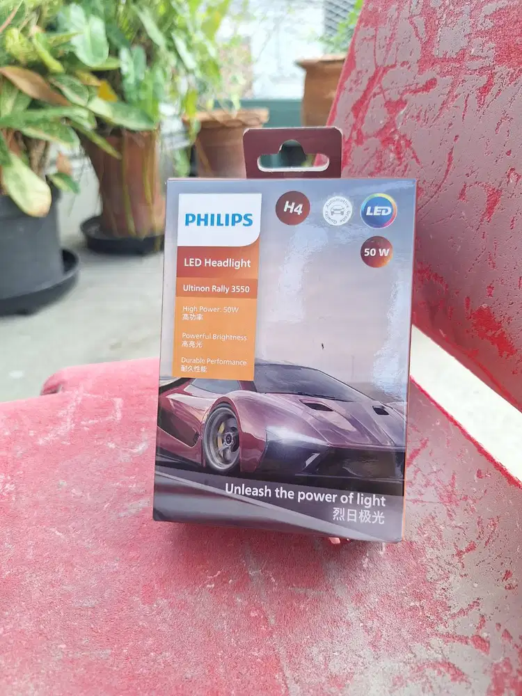 PHILIPS Ultinon Rally 3550 LED H4 Bohlam Lampu Mobil Putih