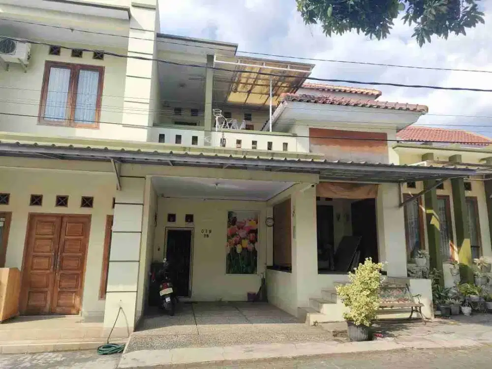 jual rumah mewah 2 lantai deket jalan lingkar PCI