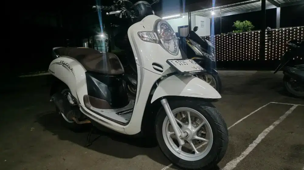 Honda Scoopy 2019 second