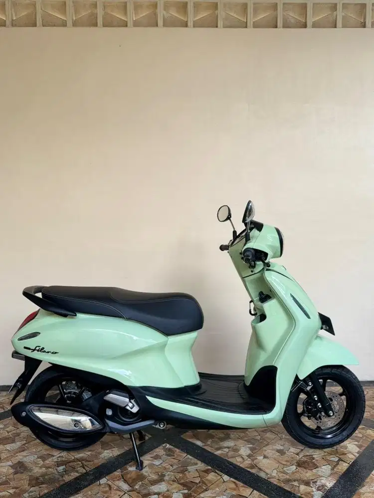 Yamaha Grand Filano Hybrid-Connected