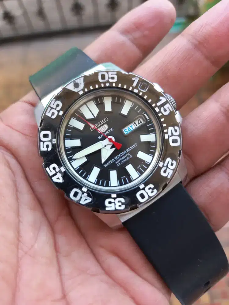 Seiko 5 Sports SNZF51 Baby Monster Gen 1