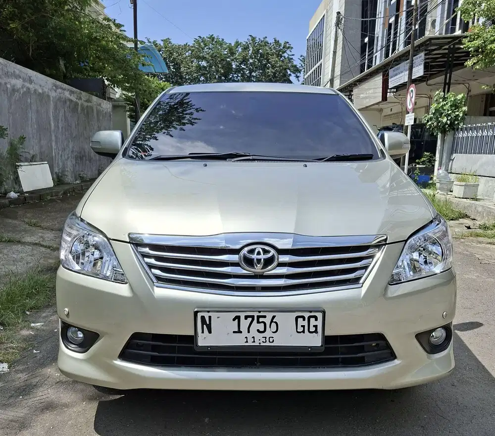 Kijang Innova V Diesel Matic