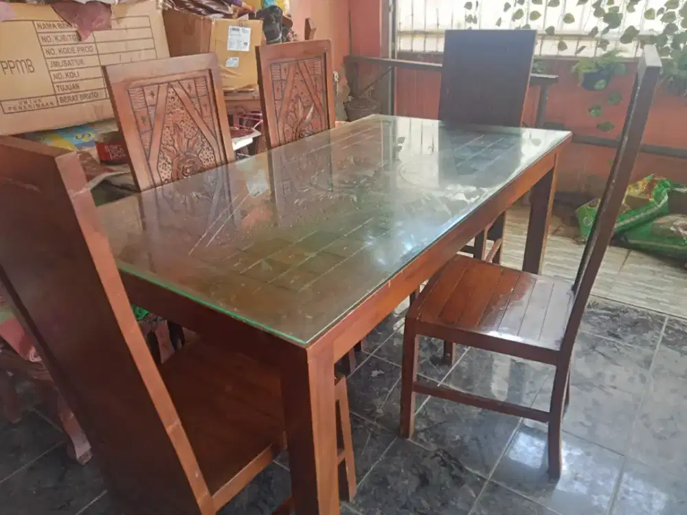 Meja makan jati 5kursi bagus kaca tebal