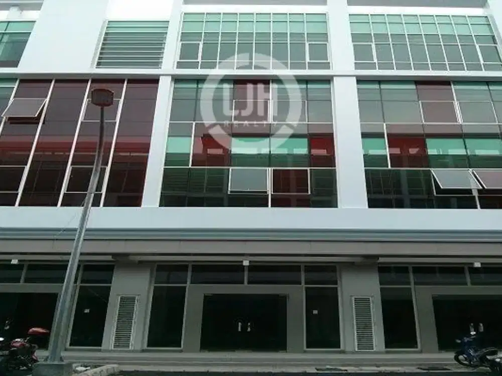 Ruko di Kensington Business, Kelapa Gading