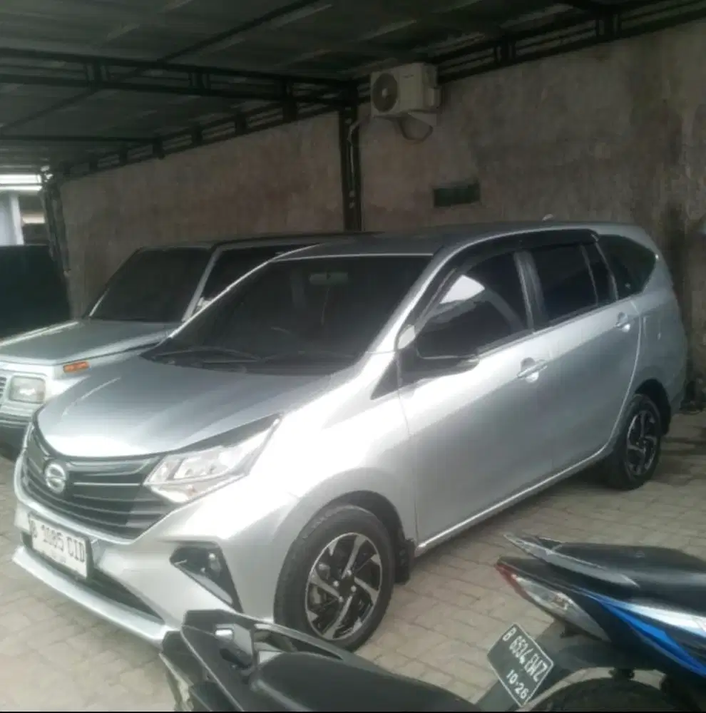 Over Kredit Daihatsu Sigra 2022 Bensin
