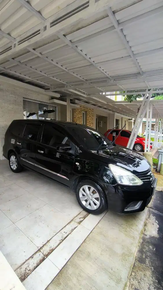 nissan grand livina 2014 matic