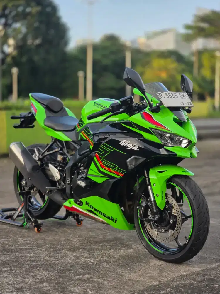 Kawasaki ZX25RR ABS KM 2000