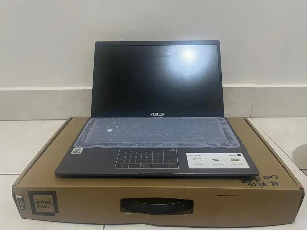 Laptop ASUS i3-1005G1 RAM 4GB