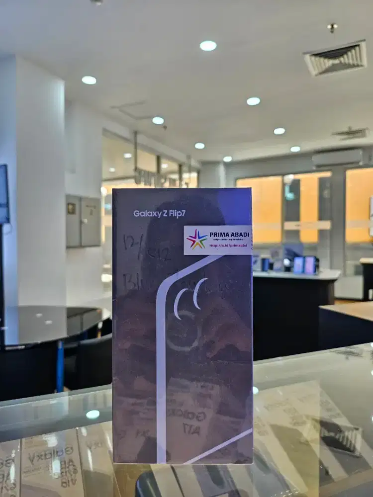 PROMO NEW SAMSUNG GALAXY ZFLIP 7 12/512GB GARANSI RESMI SEIN 1TH