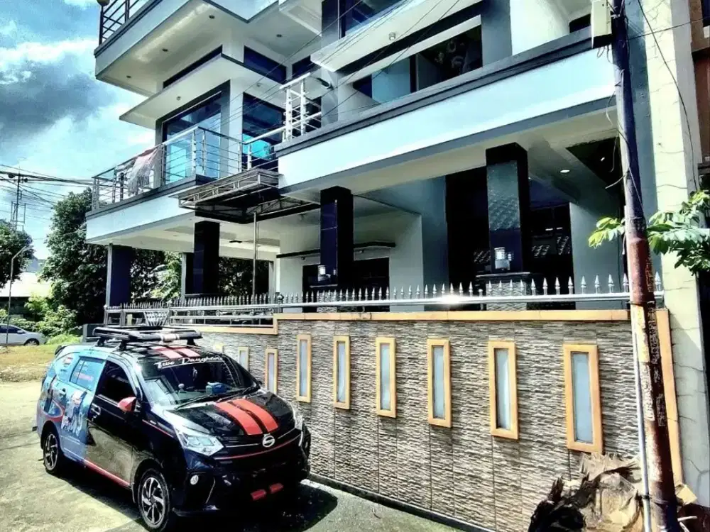 rumah 2 lantai bangunan berkualitas dekat pintu tol jatiwarna