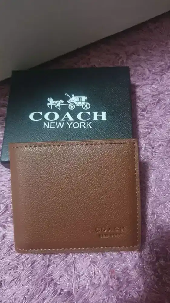 Dompet Pria Warna Brown Baru lengkap dengan Box