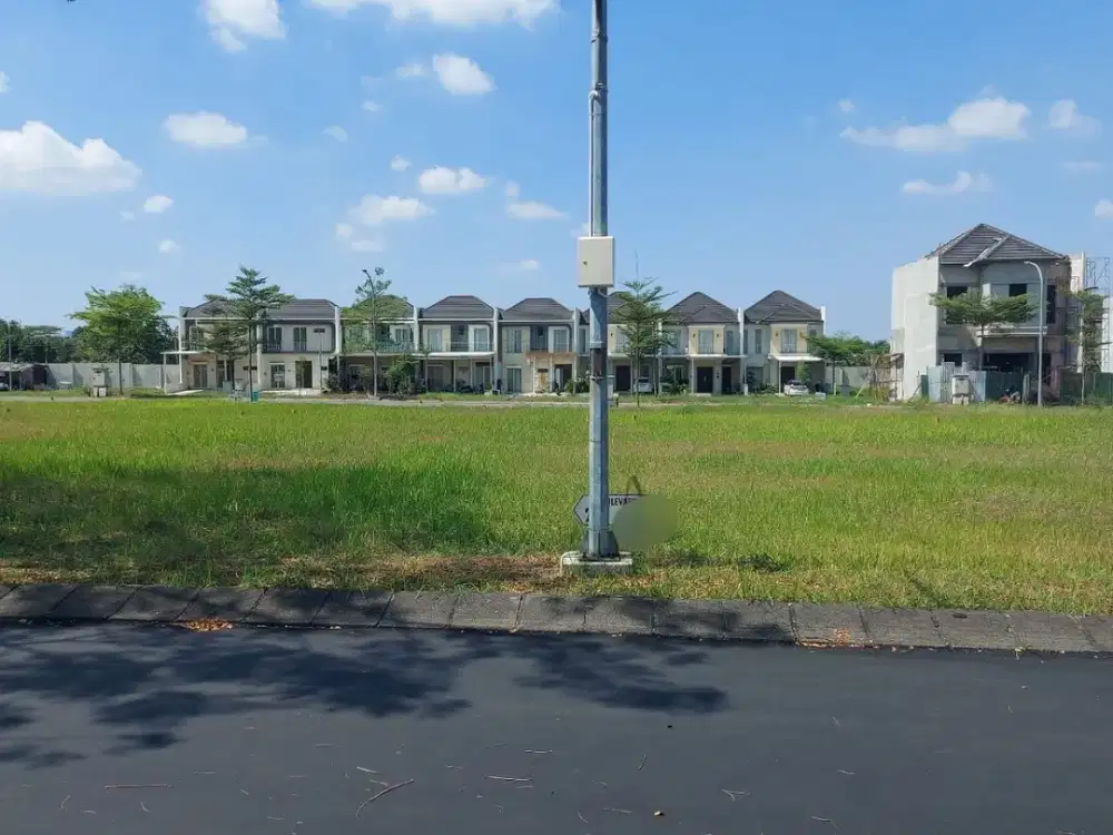 Greenland Menganti Gresik