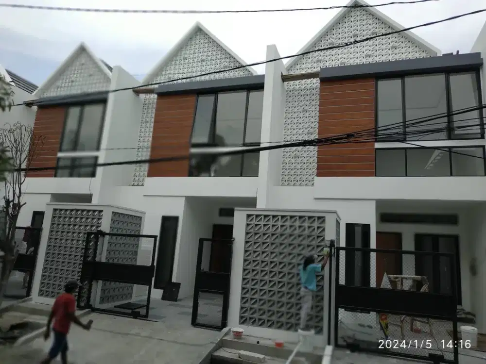 Baru Gress Rumah Gading Pantai