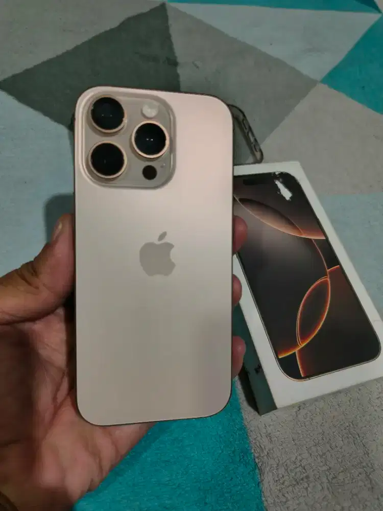 iPhone 16 pro 256 dessert
Mulus 99% Hb 96% garansi iBox July 2026