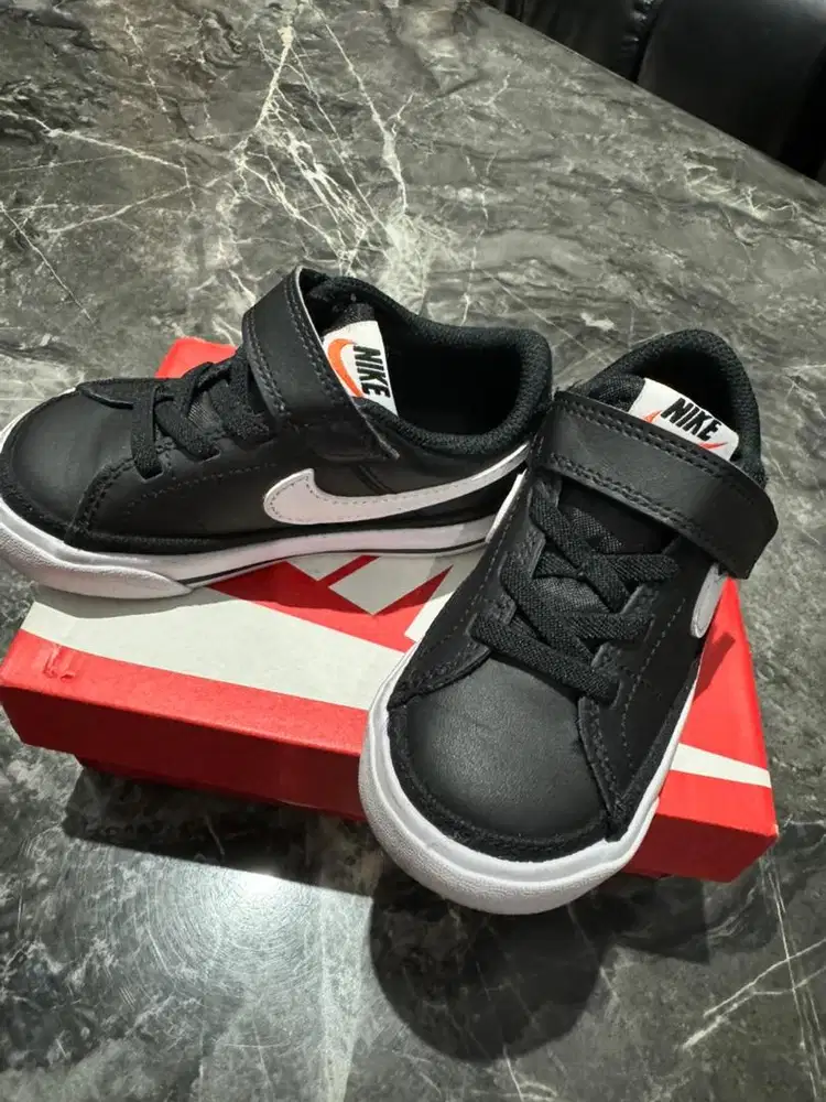 Sepatu anak Nike original