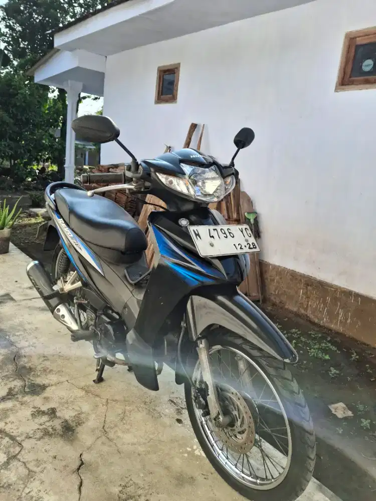 Honda revo 2012 plat Lumajang lengkap hidup