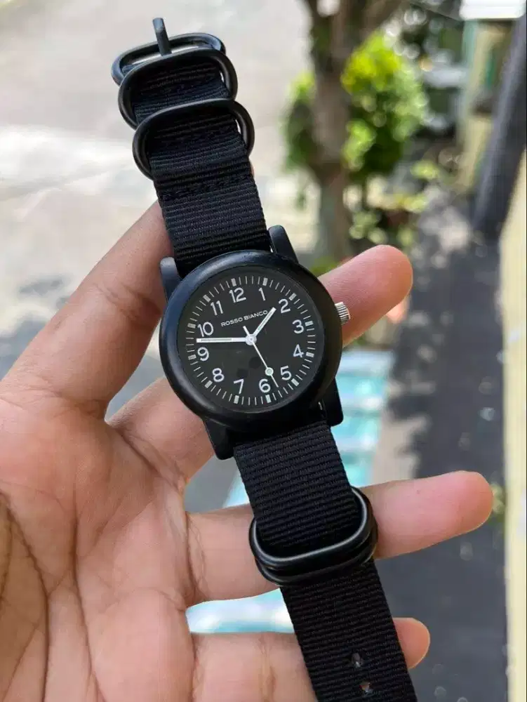 Jam tangan rosso bianco military italy original