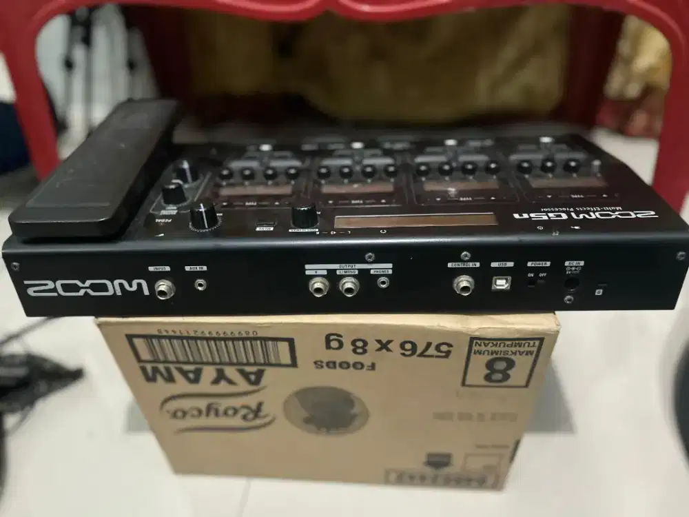 EFEK GITAR ZOOM G5N MULUSS